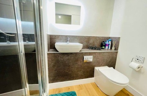 Kenilworth Apartamento | KENILWORTH STUDIO * GROUND FLOOR * PARKING