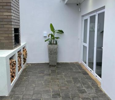 Port Elizabeth Villa | Kensington Palace