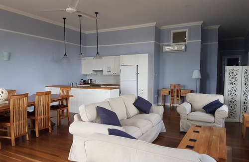Queenton Apartamento | Kernow Charters Towers