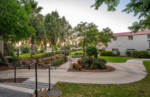 Katzrin Hotel | Keshet Yehonatan Country Lodging