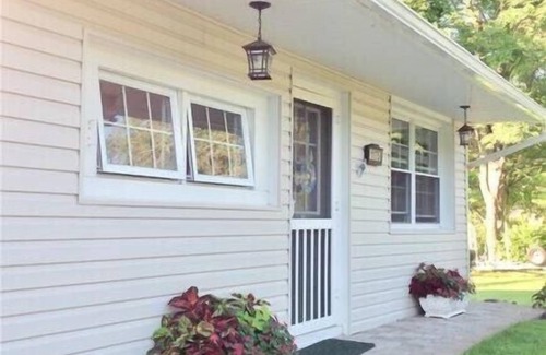 Penn Yan Casa | Keuka Lake Gem! Relax at our modern and cozy year-round lakefront home.