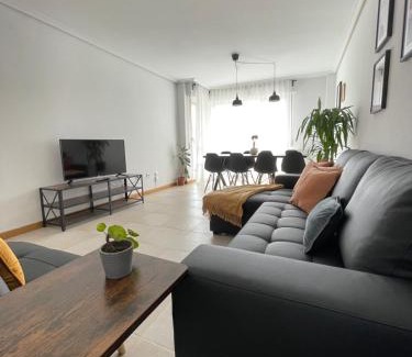 Laguardia Casa | KEY HOUSE