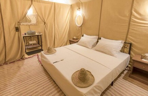 Taouz Alquiler De RV | Khamlia Desert Luxury Camp