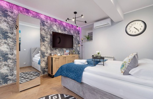 Grzegorzki Apartamento | Kielecka Studio With Bathtub by Renters