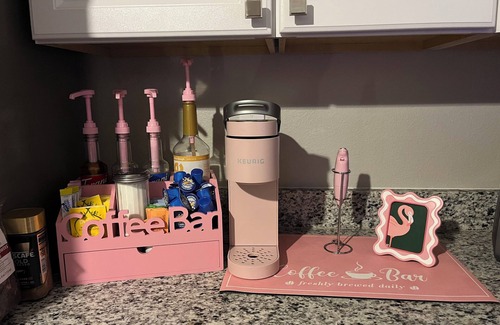 Silver Lake Casa | Kiki's Kasita- Charming 2 Bedroom, 1 bath with Golf Cart