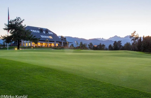 Zirovnica Hotel | King's and Lake's House Golf Course Royal Bled