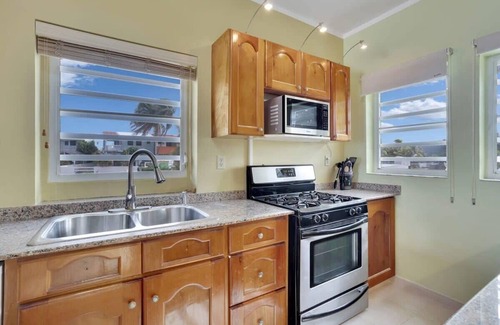Belnem Condominio | King's Beach Ocean's Eleven, oceanfront 2 bed/2 bath