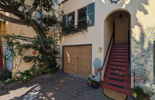 Marina District Apartamento | King Suite in San Francisco Marina District with Courtyard View & Garage Parking