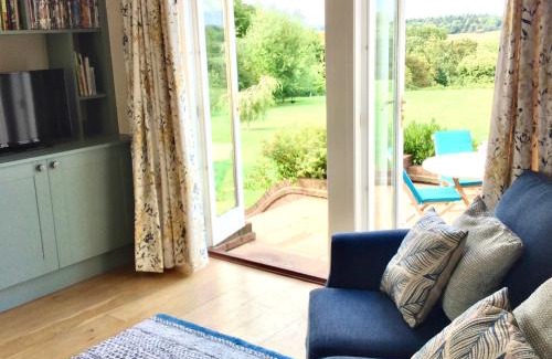 Diss Casa | Kingfisher Nook at Waveney Farm