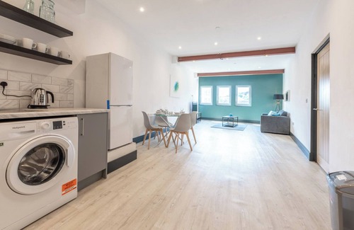 Castle Apartamento | Kings Building- 2 Bed & Bathroom Flats