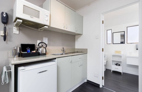 Nelson Hotel | Kings Gate Motel