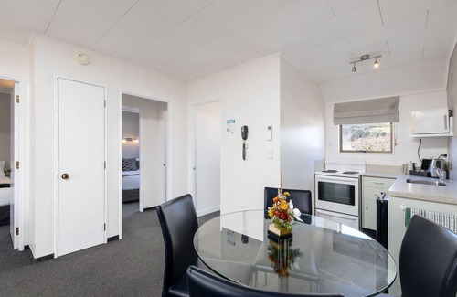 Nelson Hotel | Kings Gate Motel