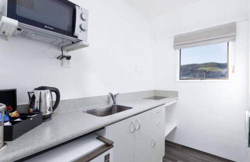 Nelson Hotel | Kings Gate Motel