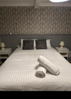 Chacewater Hotel | Kings head