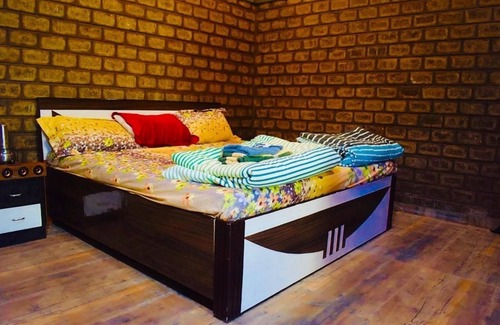 Amarnath Hotel | Kisan Eco Farm