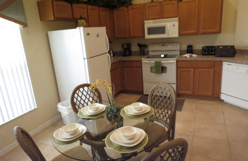 West Kissimmee Casa | Kissimmee Maingate Area Pool Homes by SVV