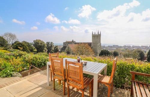 Hythe Casa | Kits Cottage