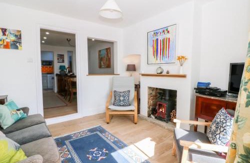 Hythe Casa | Kits Cottage