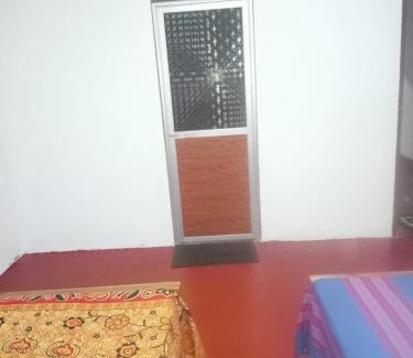 Anuradhapura Apartamento | Kitula family guest house