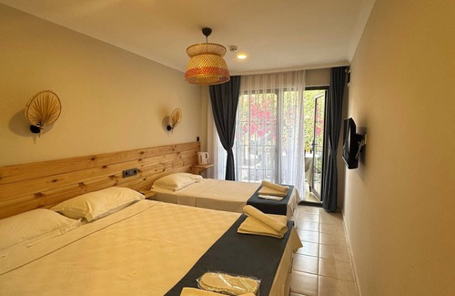 Palamutbuku Hotel | KIYI SUITES OTEL PALAMUTBUKU