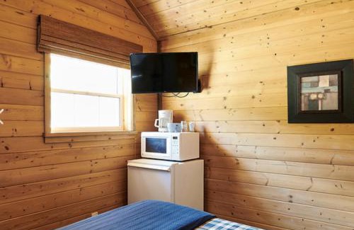 Dawson City Hotel | Klondike Kate's Cabins