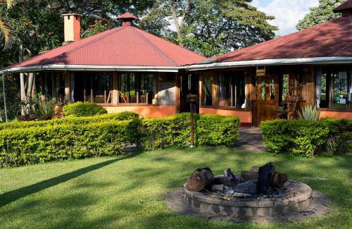 Fort Portal Cabina | Kluges Guest Farm