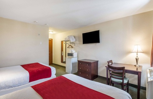 Orillia Hotel | Knights Inn Orillia