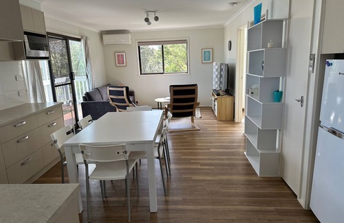 Smiths Beach Casa | Kokomo - Family and dog friendly with great views in Smiths Beach