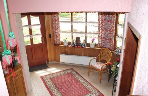 Wankendorf Apartamento | Komfort-Ferienwohnung-BURCK-97-qm-3-Schlafzimmer-2-WC