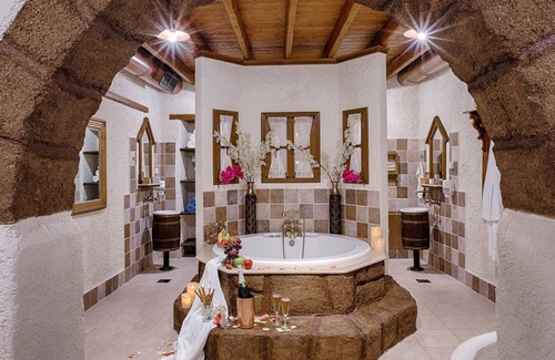 Rhodes Hotel | Koukos Rhodian Guesthouse - Adults Only