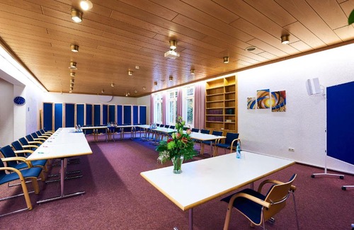 Krelingen Hotel | Krelinger Freizeit- und Tagungszentrum