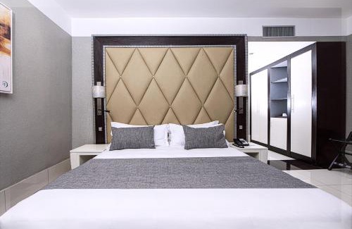 Douala Hotel | Krystal Palace Douala