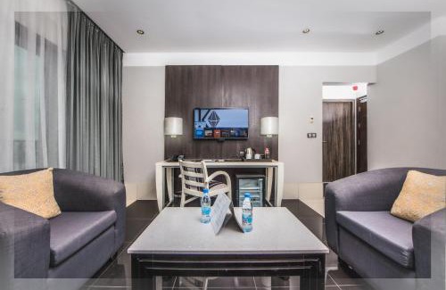 Douala Hotel | Krystal Palace Douala