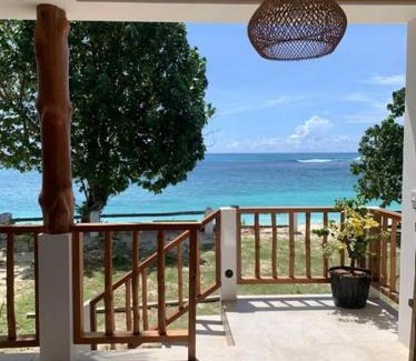 Katiet Villa | Kupu Kupu Villas Mentawai