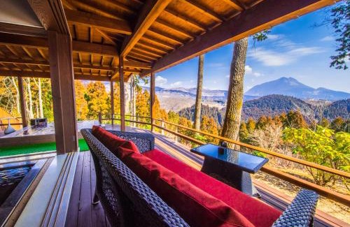 Yufuin Onsen Hotel | Kusayane no yado Ryunohige