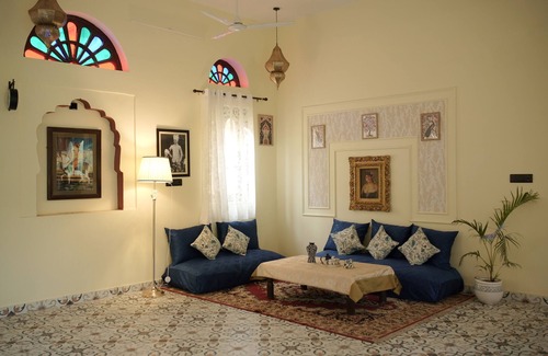 Kanota Complejo | kushal niwas