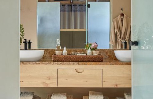 Makana Casa | Kwandwe Private Game Reserve - Ecca Lodge