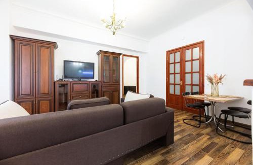 Lypky Hotel | Kyiv Khreschatyk 27 Apartment