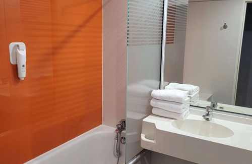 Dardilly Hotel | Kyriad Direct Lyon Nord - Dardilly