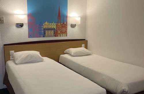 Martigues Hotel | Kyriad Direct Marseille Ouest - Martigues