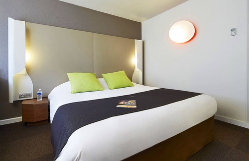 Sedan Hotel | KYRIAD Sedan