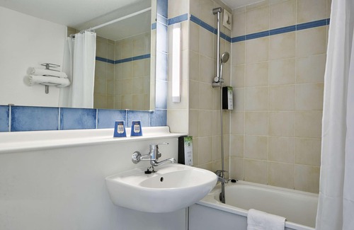 Tarbes Hotel | Kyriad Tarbes - Bastillac