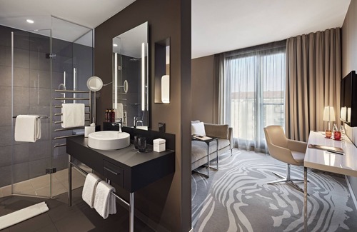 Bielefeld Hotel | LÉGÈRE HOTEL Bielefeld