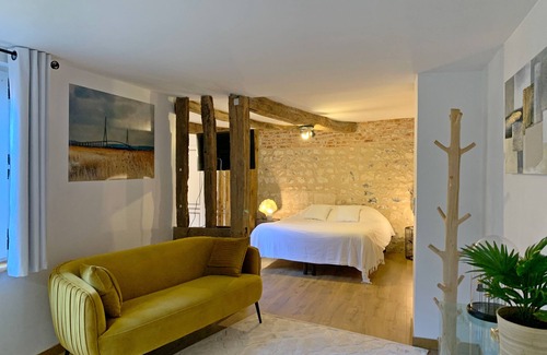 Honfleur Casa | L'école des Demoiselles