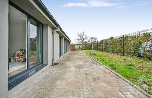 Evreux Apartamento | L Apparté Beau 2 chb moderne avec jardin privé parking proche centre Évreux