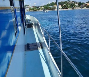 Tartane Alquiler De Eote | L'aquahome hébergement sur l'eau