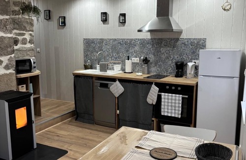 Auroux Casa | L'Oustal du Lac 2 near Lac de Naussac and hiking trails★★★