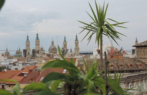 Centro histórico de Zaragoza Apartamento | LA BALAUSTRADA, LAS MEJORES VISTAS EN EL CENTRO Y CON PARKING INCLUIDO