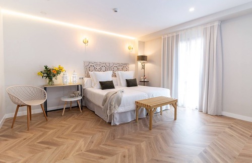 Villarejo de Salvanes Hotel | La Bodega de Quintín