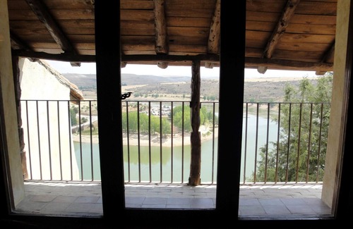 Maderuelo Casa | La Botica de Maderuelo, pueblo en la Asoc. de Los Pueblos Mas Bonitos de España